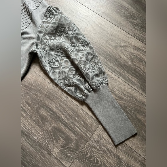 Calligraphie sheer puff sleeve sweater top. - Picture 6 of 10